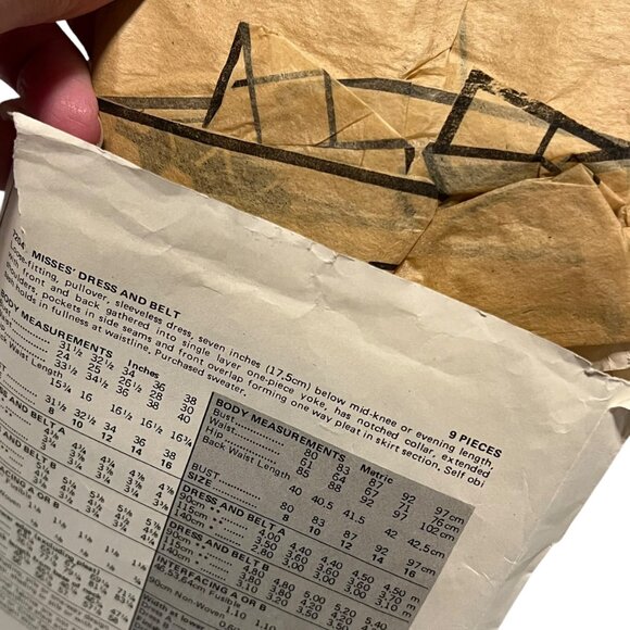 Vogue 7204 Vintage Sewing Pattern For Misses Dress & Belt Size 10 - Picture 3 of 3